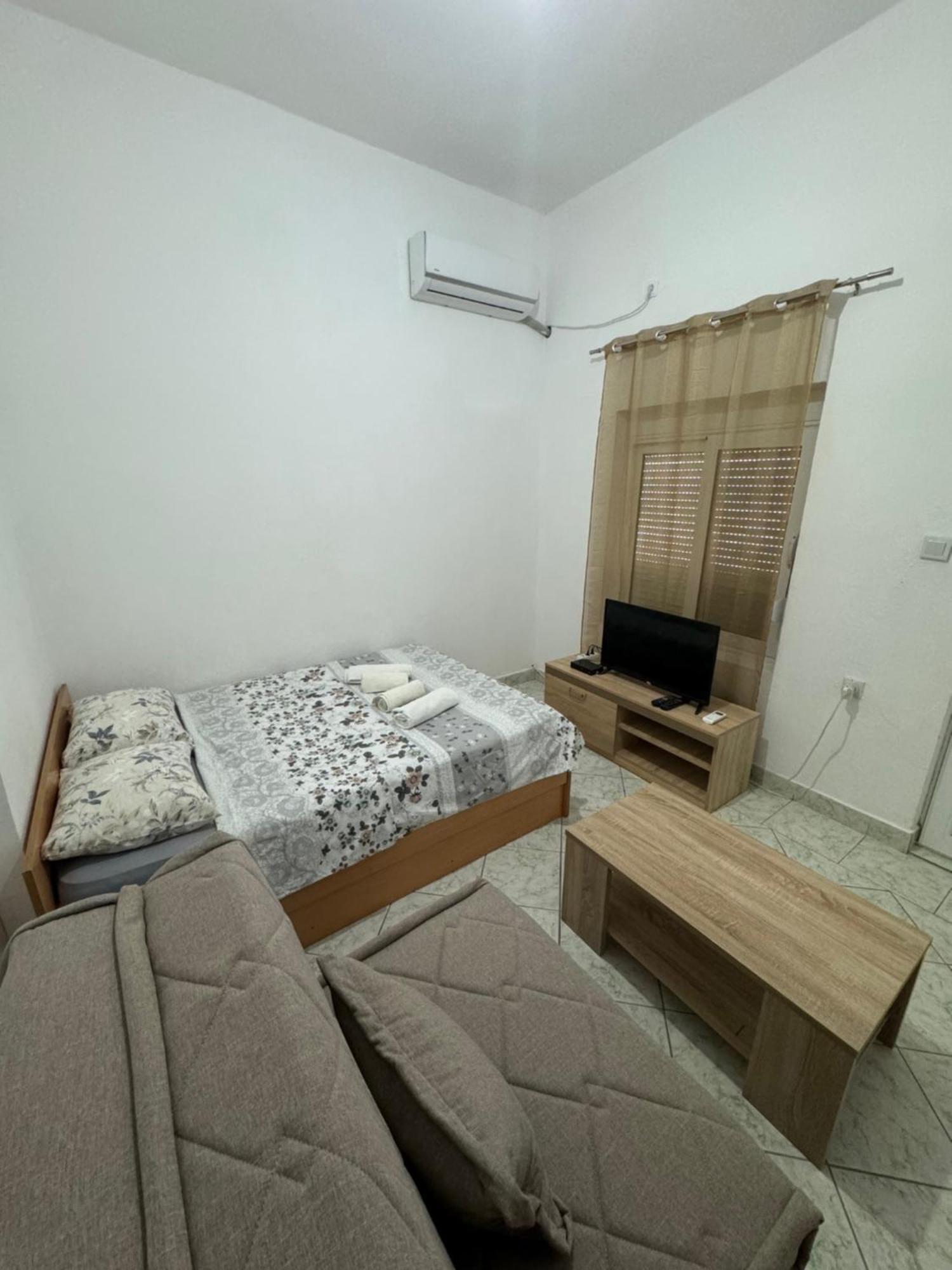 סוטומורה Apartments Stefan מראה חיצוני תמונה
